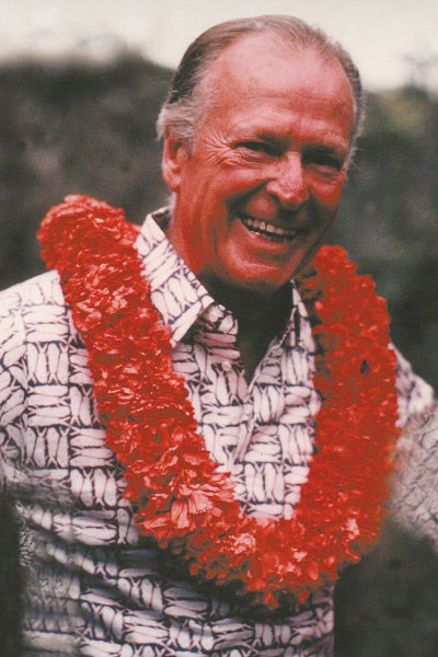 Erik Hazelhoff Roelfzema, Contact